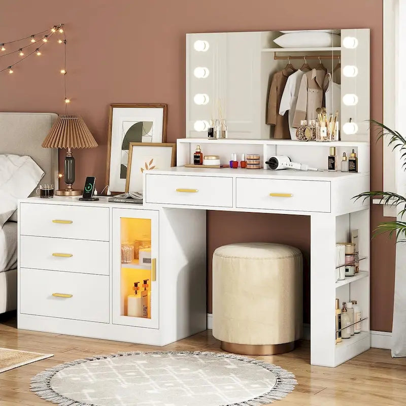 Makeup Vanity Desk with Lighted Mirror, Charging Station and Storage